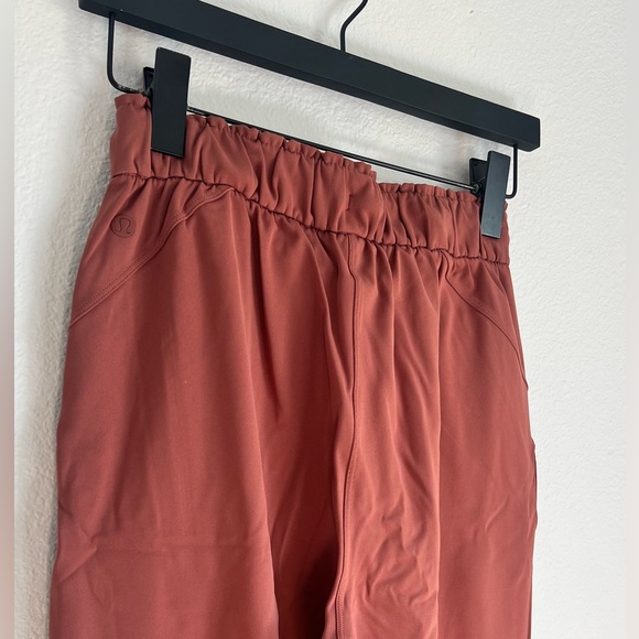 Stretch Highrise Jogger - Picture 3 of 4